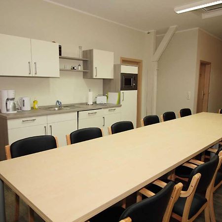 ザスニッツKutterfisch Kajueten Direkt Im Stadthafenアパートメント エクステリア 写真